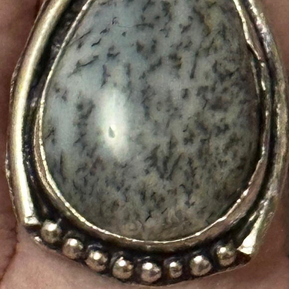 Sterling silver plated teardrop Dendritic agate ring, Gray - Picture 9 of 13